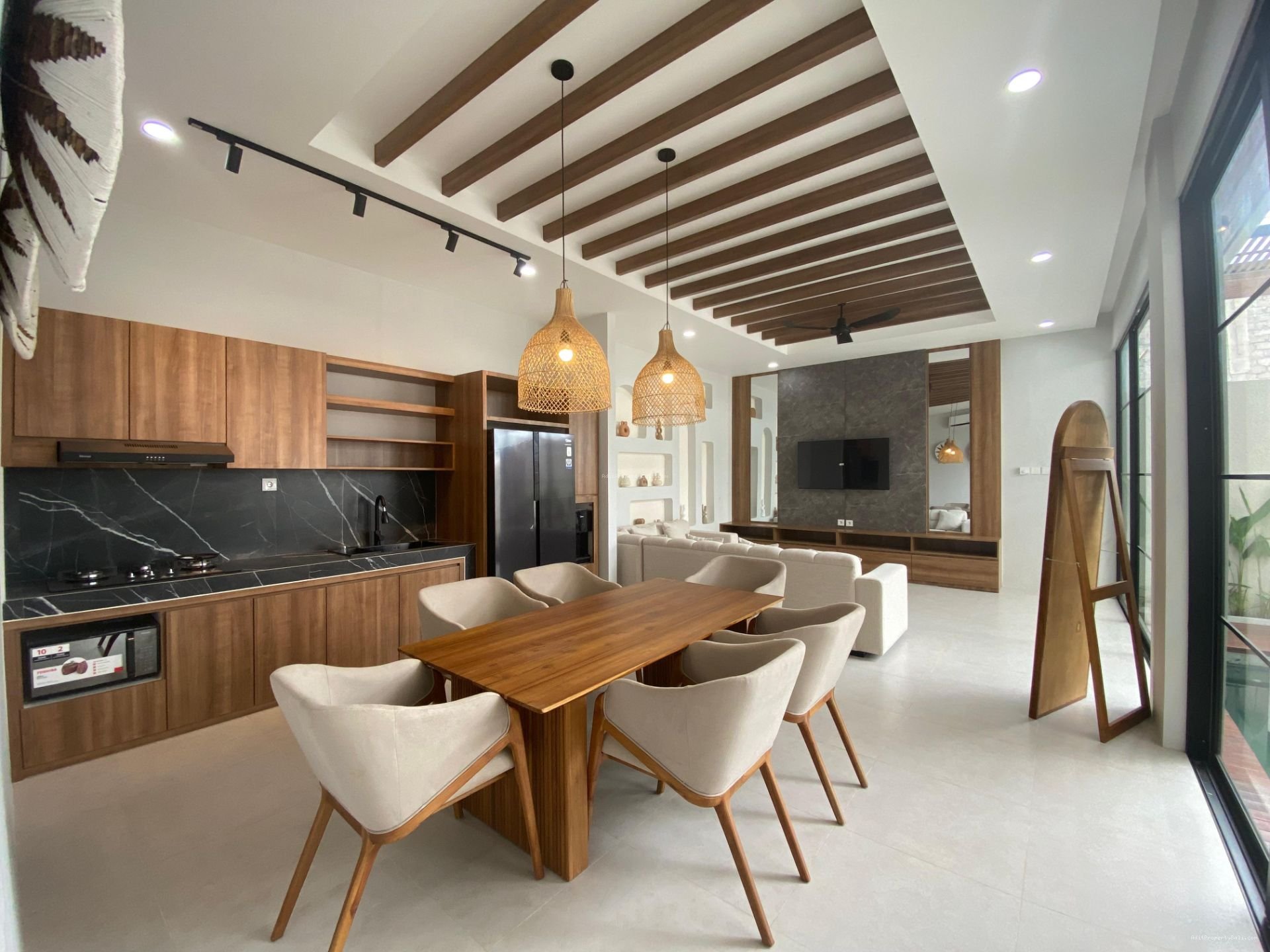 Villa mediteranian tumbak bayuh mengwi badung