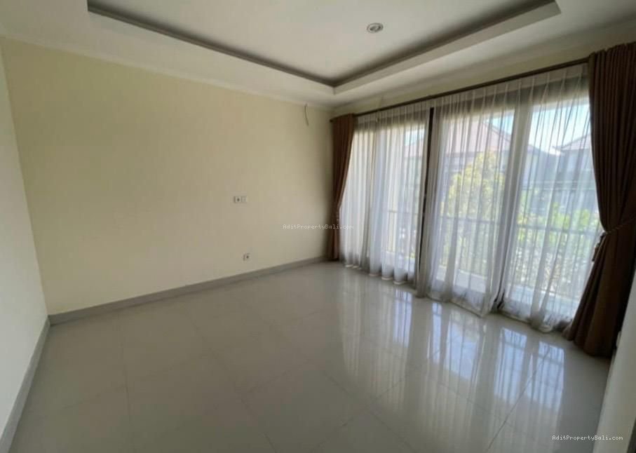 Rumah Semi Villa Tukad Badung Renon Denpasar Bali