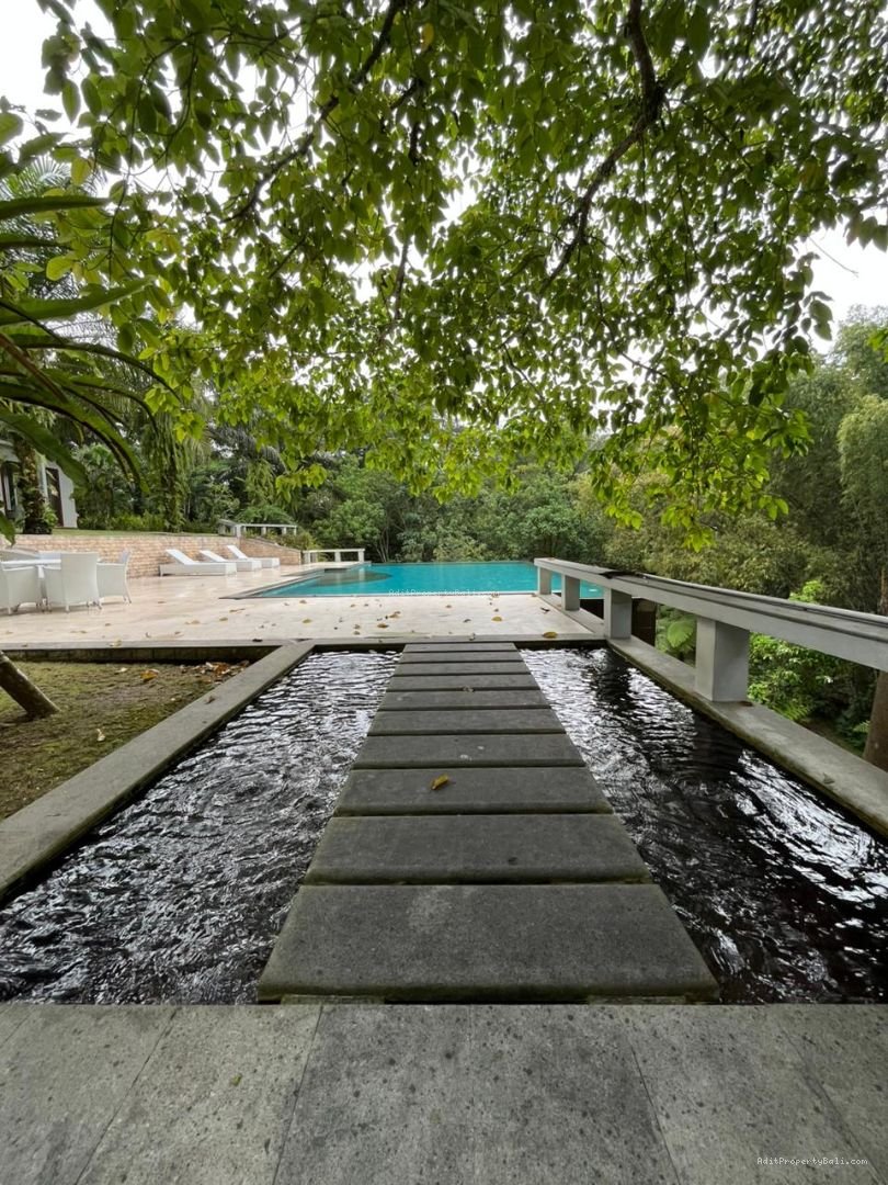 Villa Riverside Kaba Kaba Kediri Tabanan