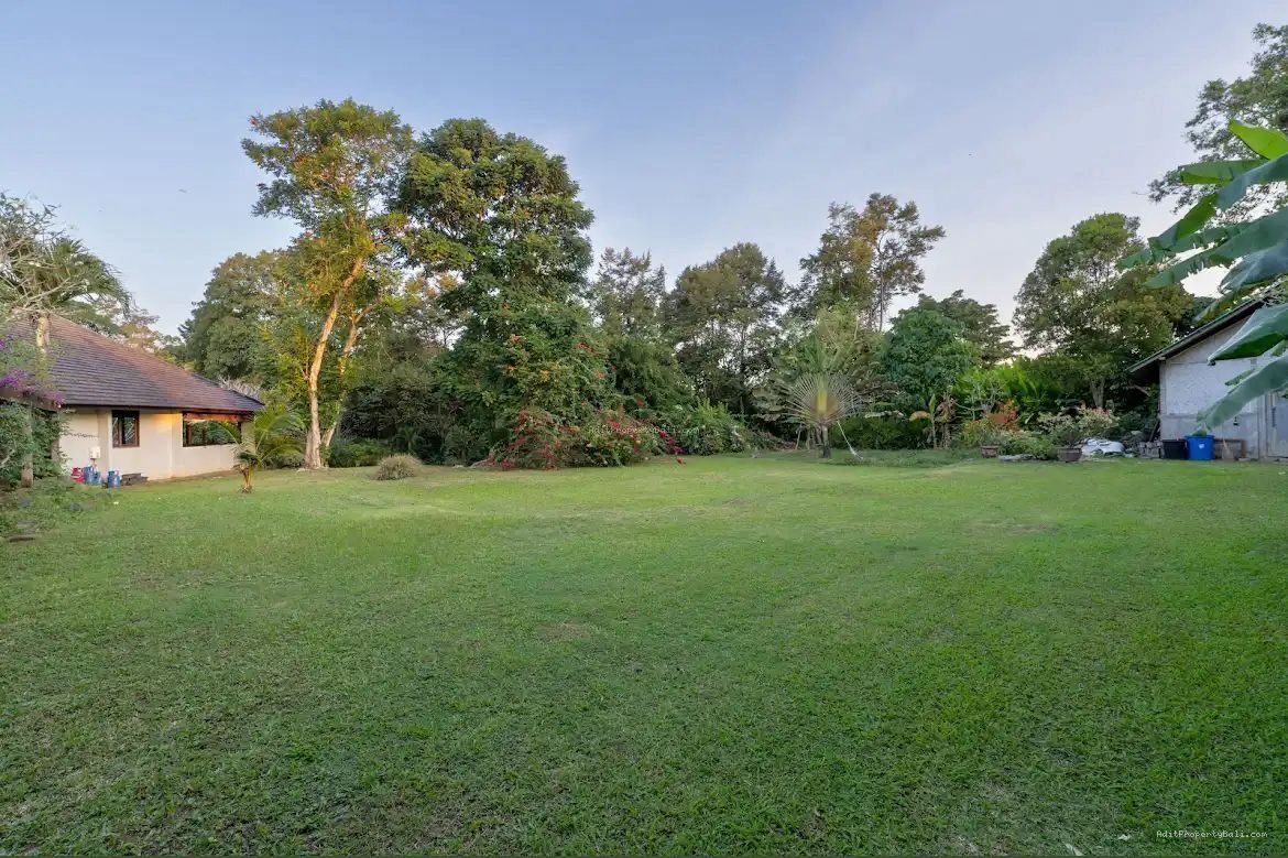 Villa Riverside Kaba Kaba Kediri Tabanan