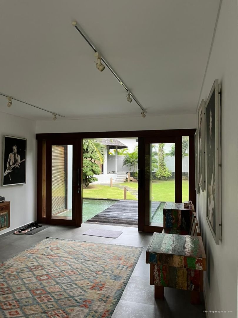 Villa Riverside Kaba Kaba Kediri Tabanan