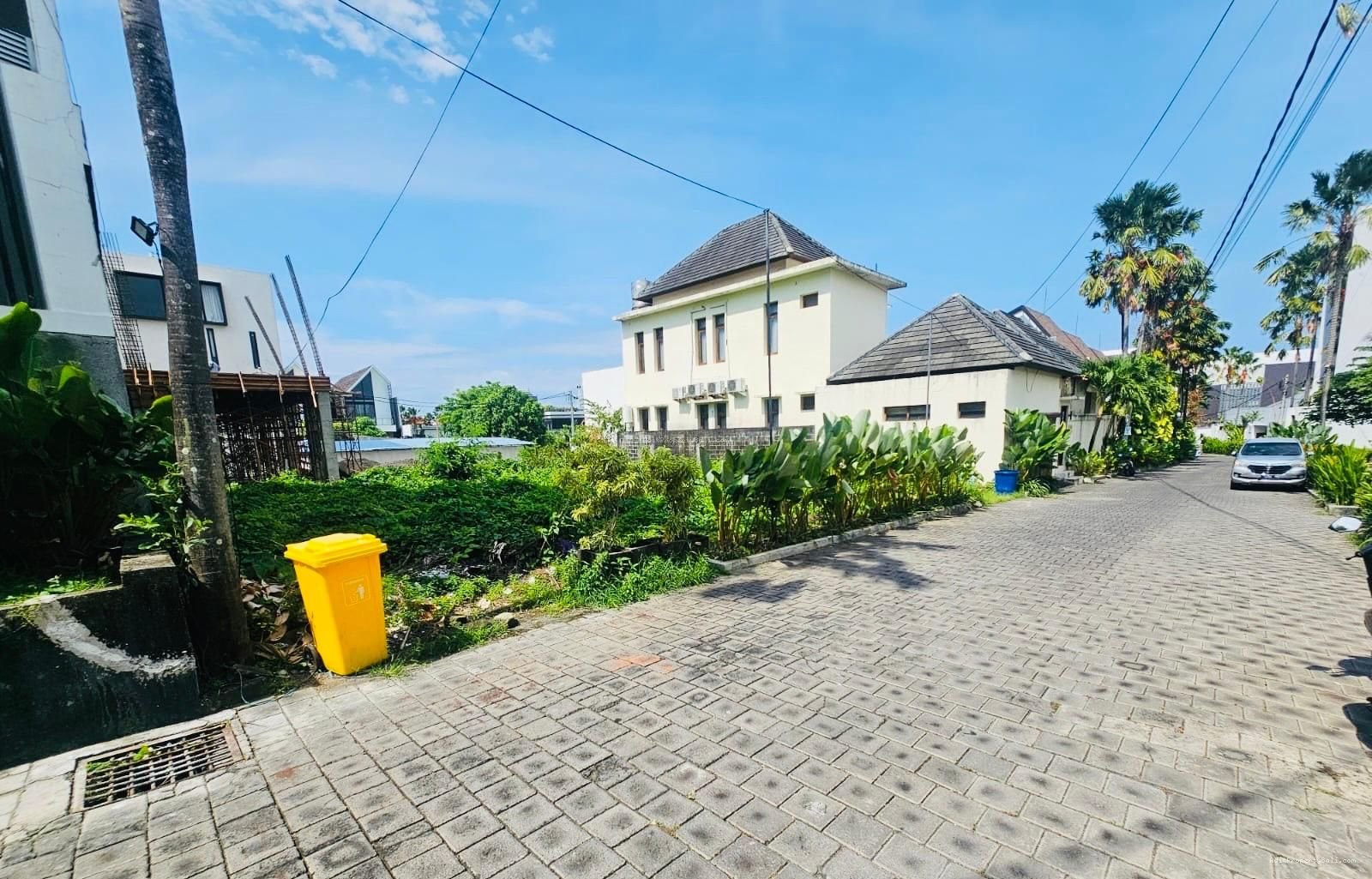 Tanah langka berawa canggu