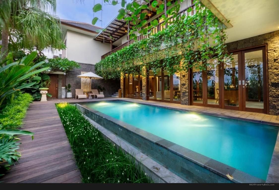 Villa pantai batubolong canggu