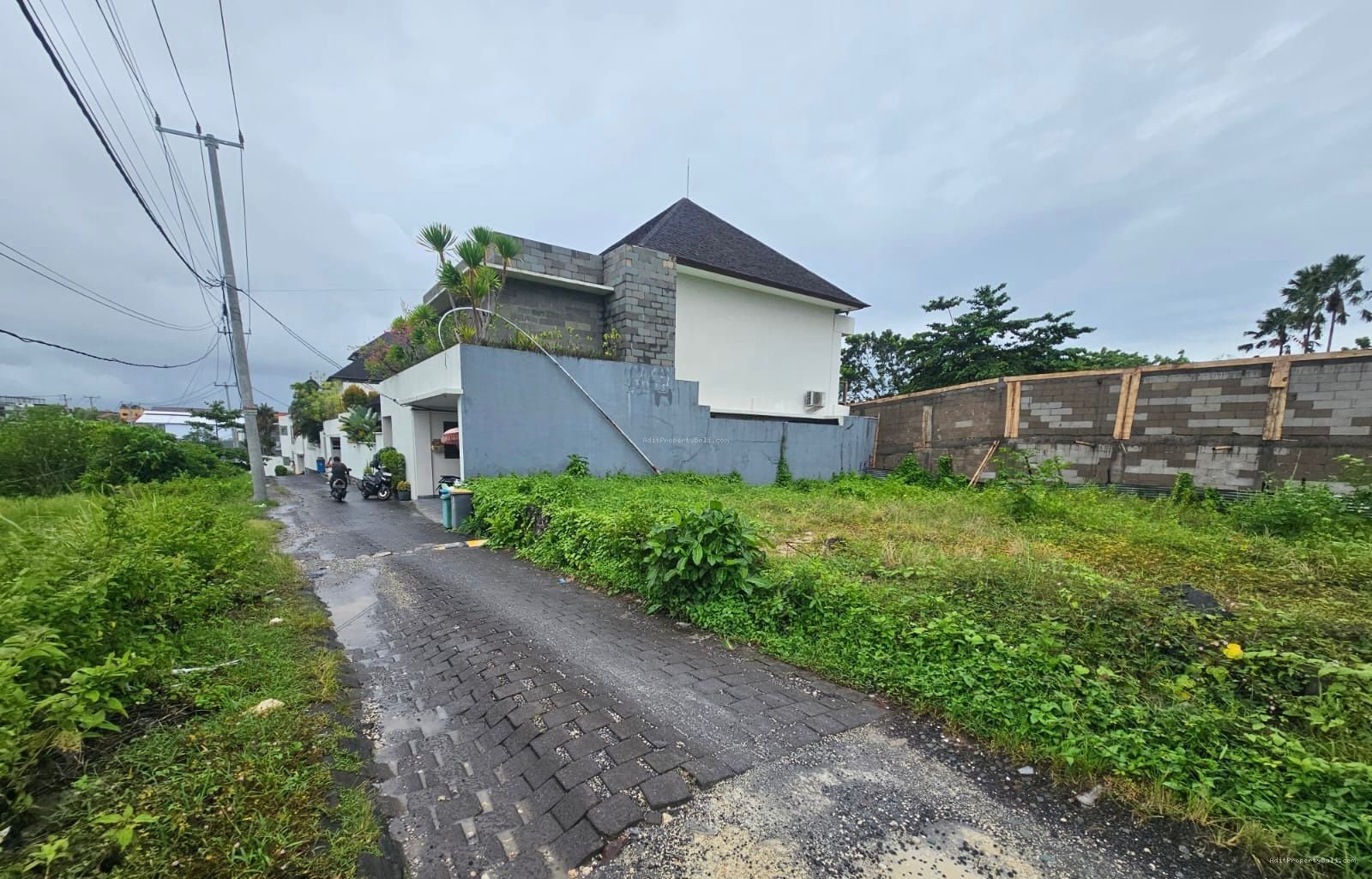 Tanah Pantai Batubolong Canggu Badung Bali