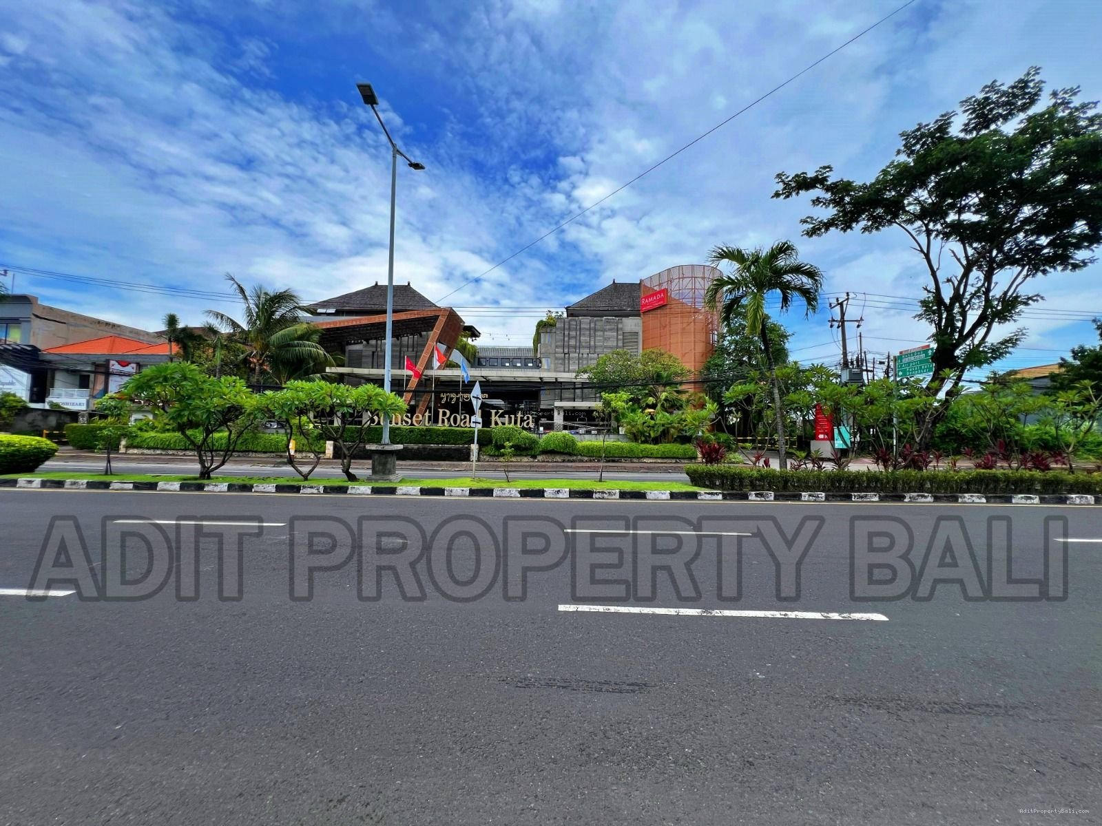 Tanah Raya Sunset Road Seminyak badung