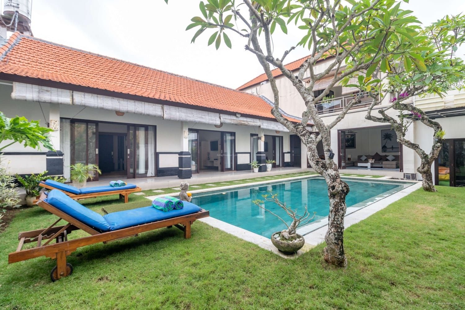 Villa Tumbak Bayuh Pererenan Badung Bali