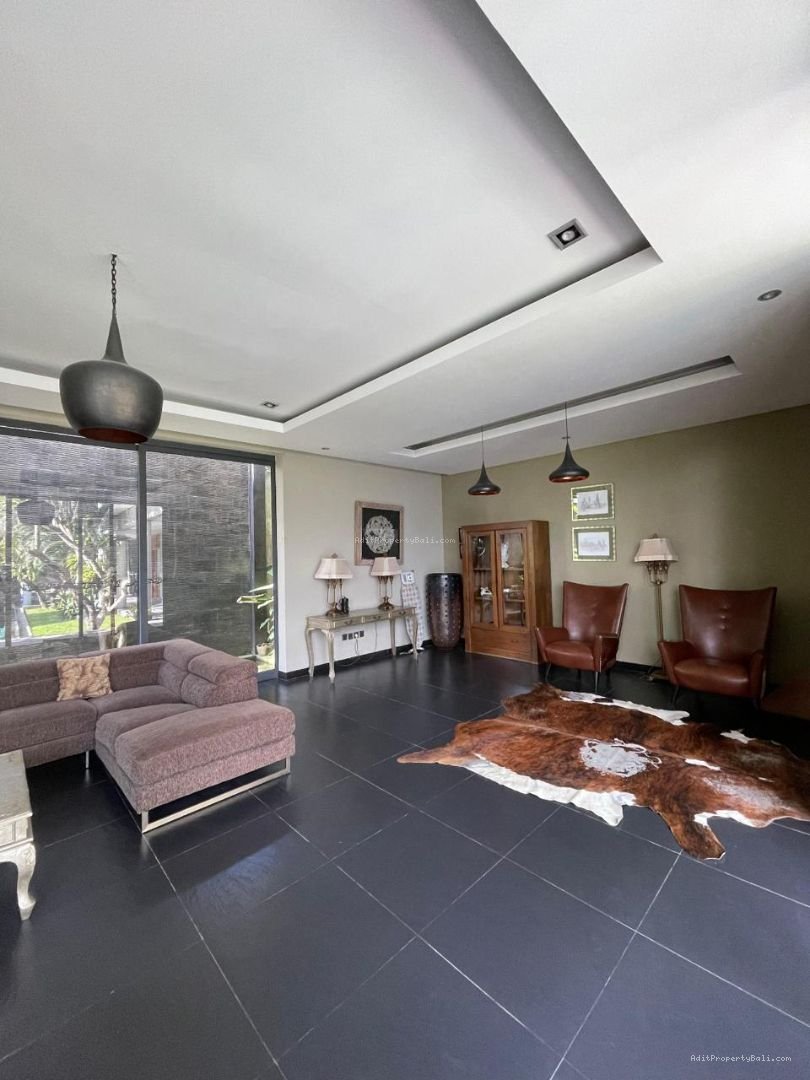 Villa Griya Mas Tumbak Bayuh Canggu Badung