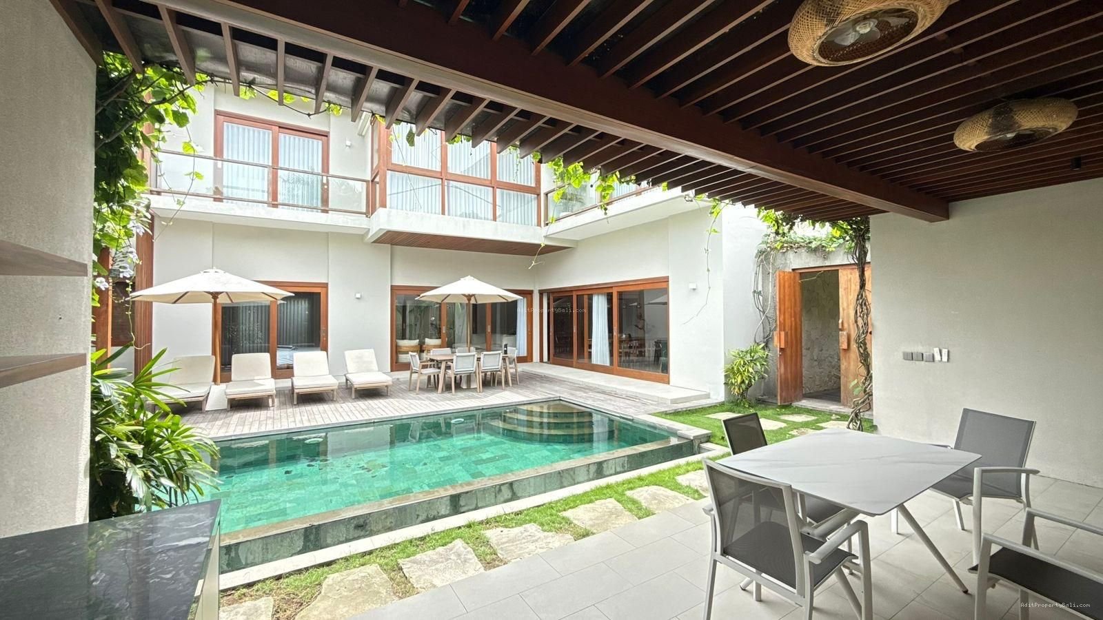 Villa Premium Umalas Bumbak Kerobokan Badung