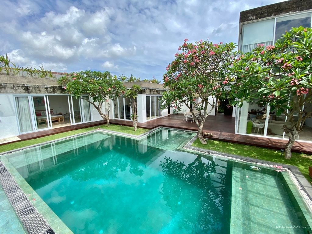 Villla modern umalas bali