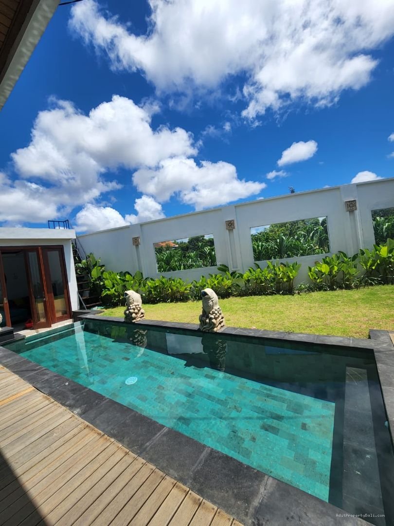 Villa kayu tulang utara canggu