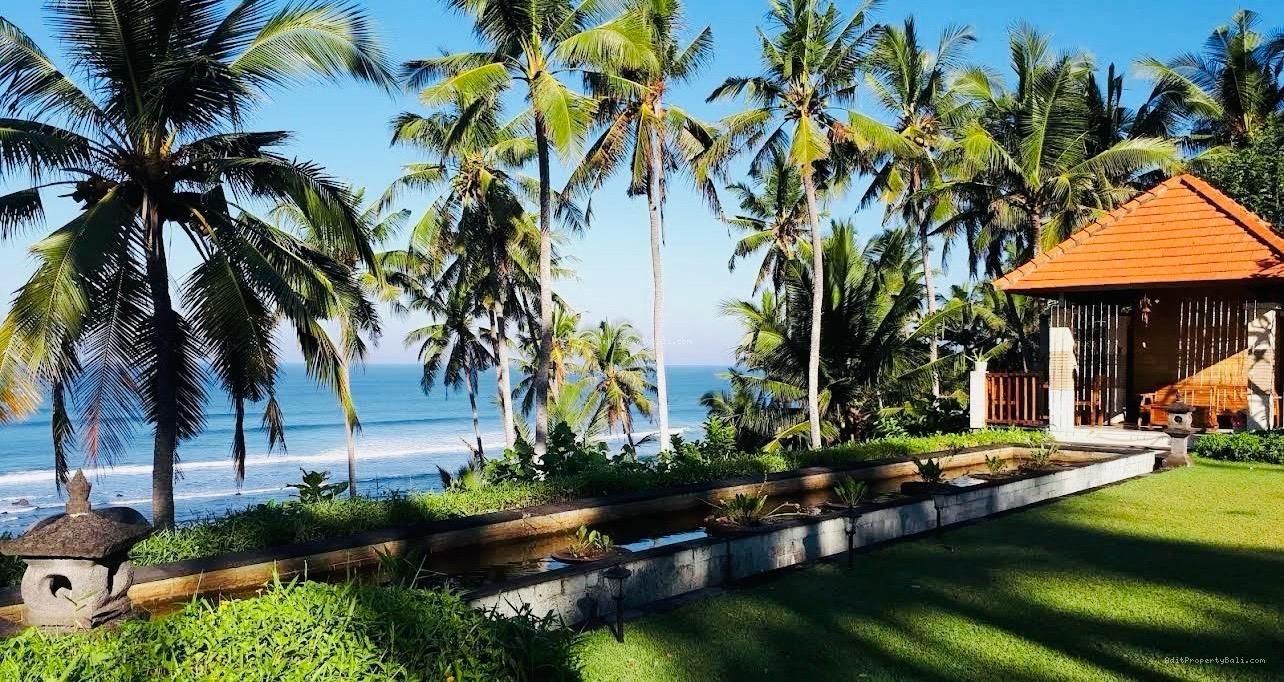 Villa beach front pantai bonian tabanan