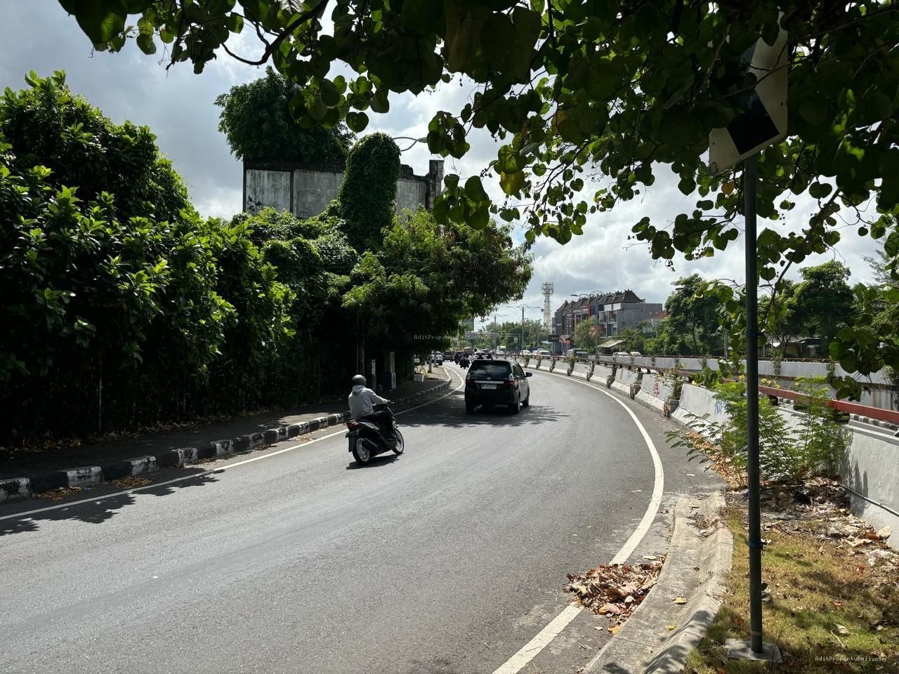 Tanah sunset road kuta badung bali
