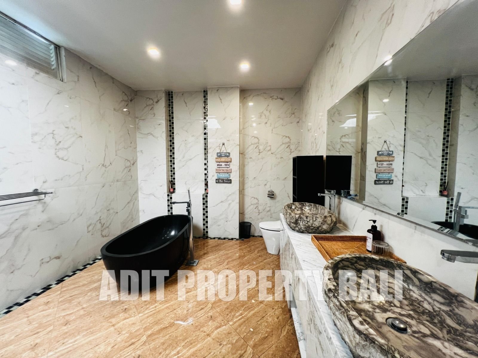 Villa modern bumbak umalas bali