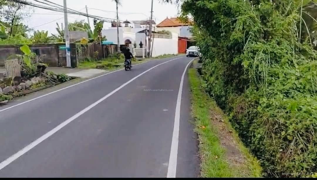 Tanah premium raya tumbak bayuh mengwi