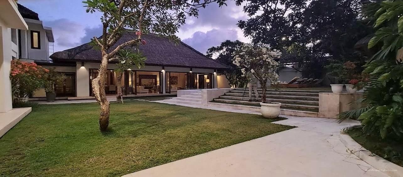 Villa Central Seminyak Bali
