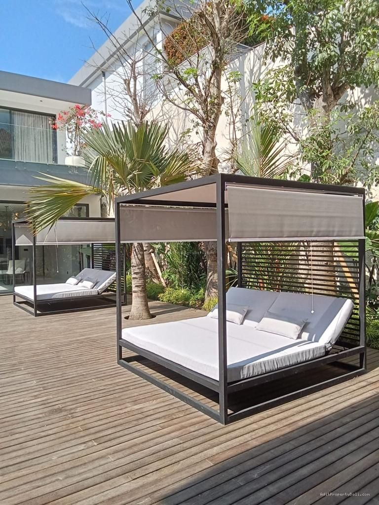 Villa jimbaran badung bali