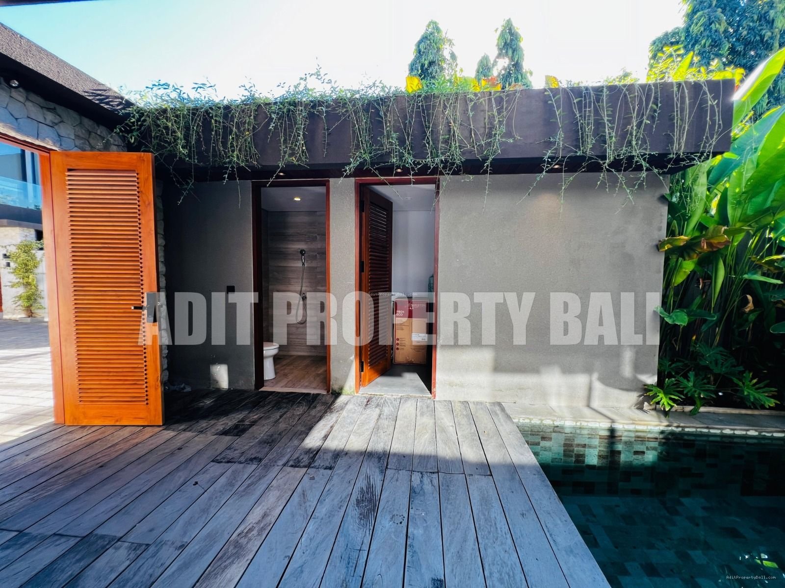 Villa Sunset Road Kuta Badung Bali