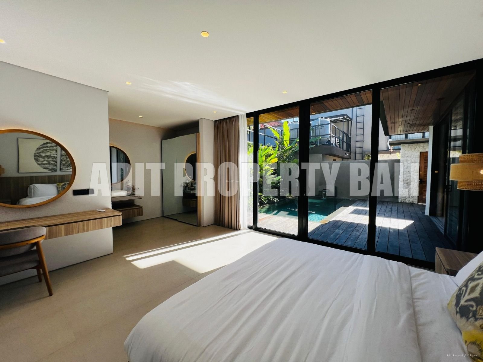 Villa Sunset Road Kuta Bali