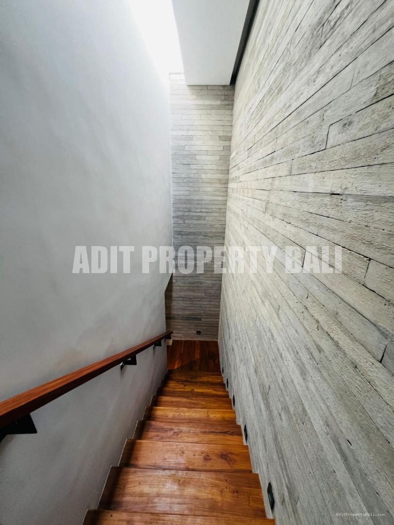 Villa Sunset Road Kuta Bali