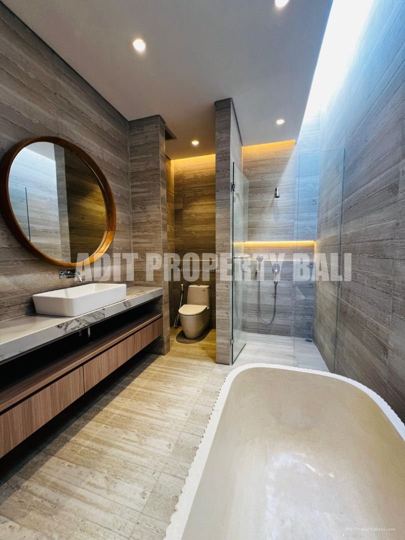 Villa Sunset Road Kuta Bali