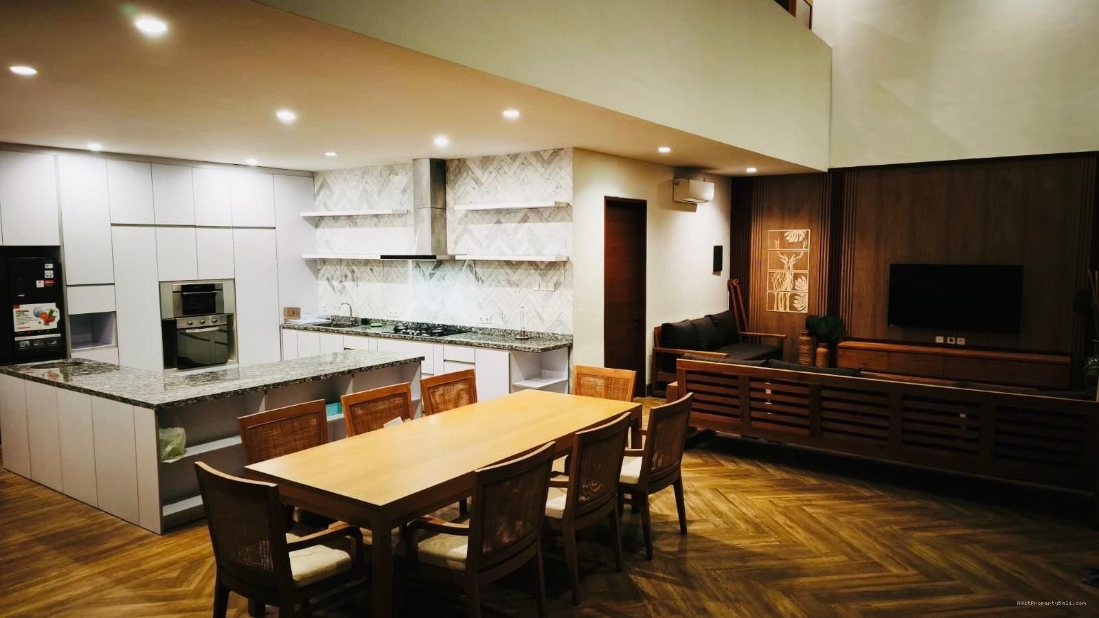 Villa Modern Taman Sari Kerobokan Badung