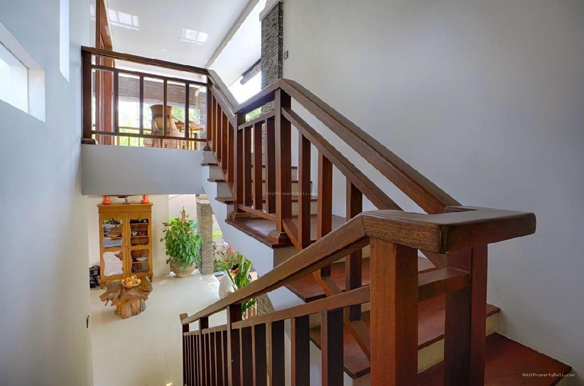 Villa Pantai Nyanyi Kediri Tabanan Bali