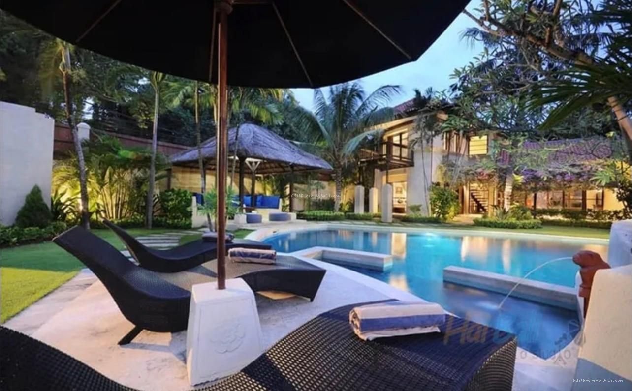 Villa petitenge seminyak bali