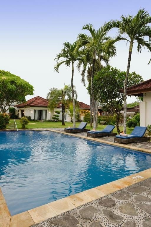 Hotel Bintang 3 Pantai Jimbaran Badung Bali