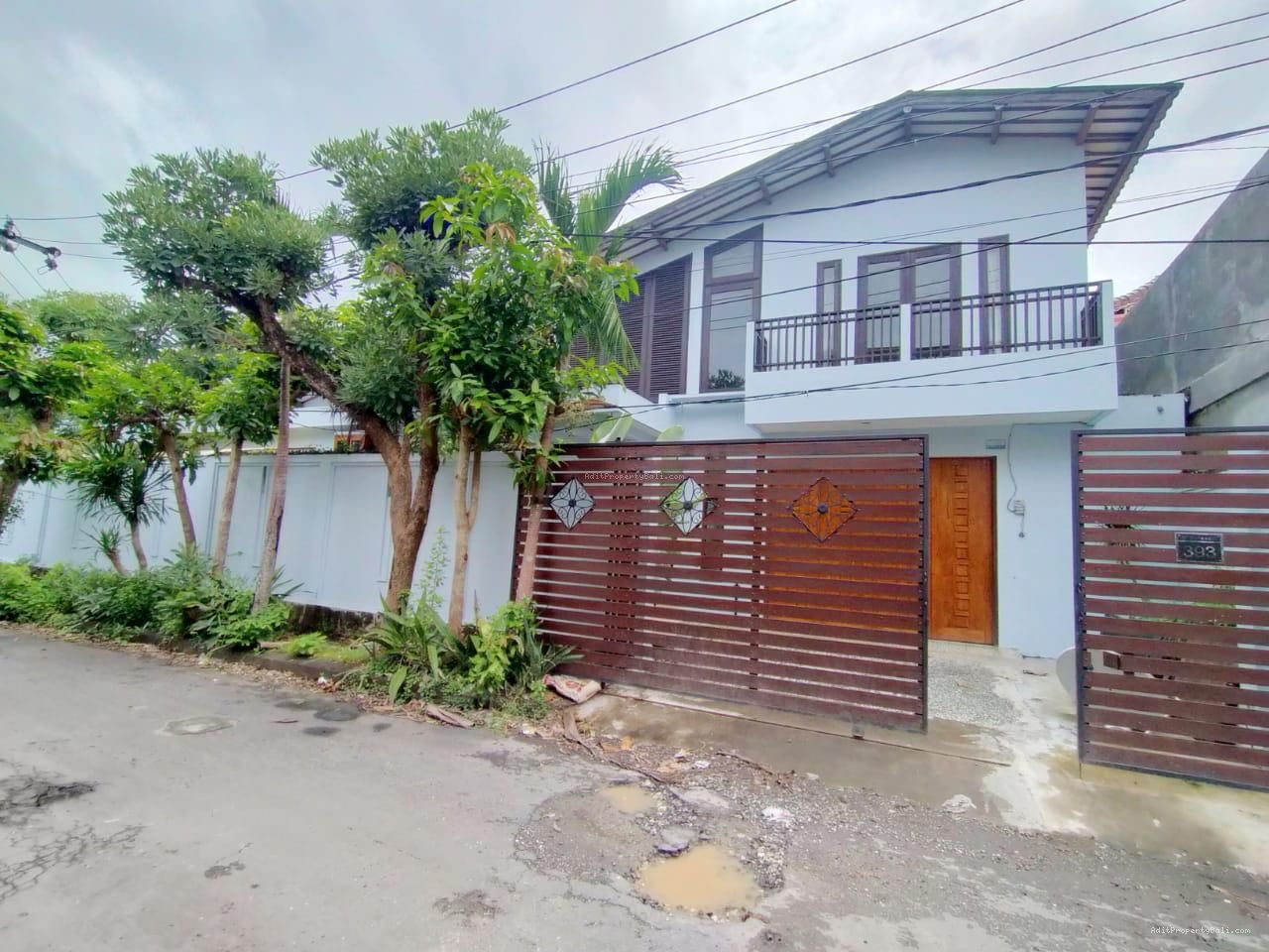Rumah 2 Lantai Beranda Mumbul Nusa Dua Bali