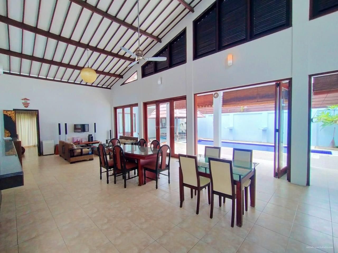Rumah 2 Lantai Beranda Mumbul Nusa Dua Bali