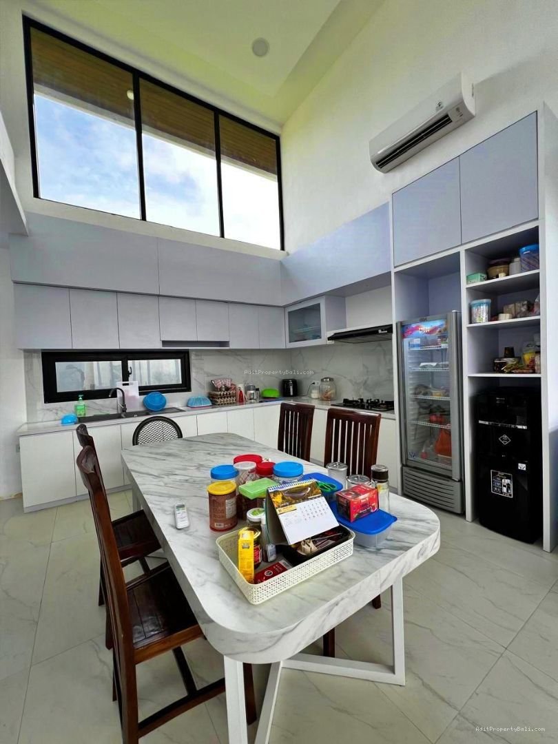 Villa View Sawah Bumbak Kerobokan Badung Bali