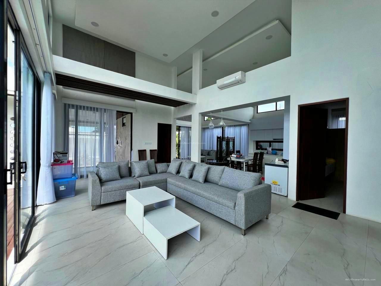 Villa View Sawah Bumbak Kerobokan Badung Bali
