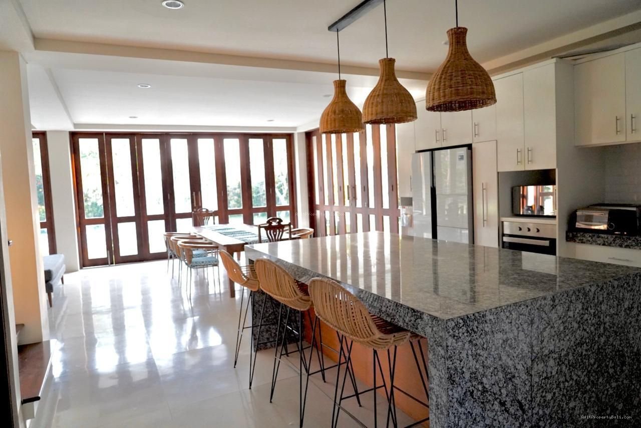 Villa Bumbak Umalas Kerobokan Badung Bali