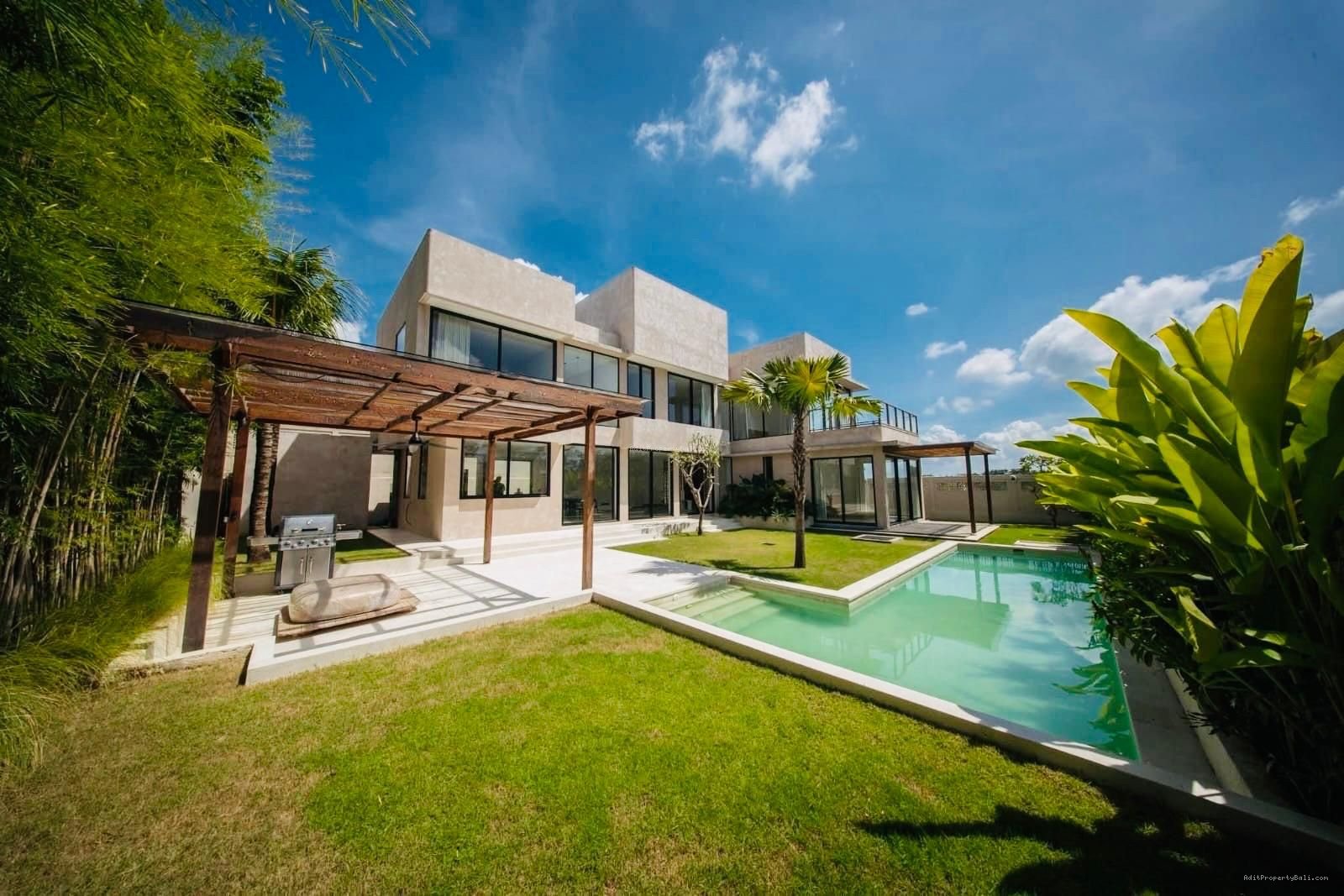 Villa pantai bingin pecatu bali