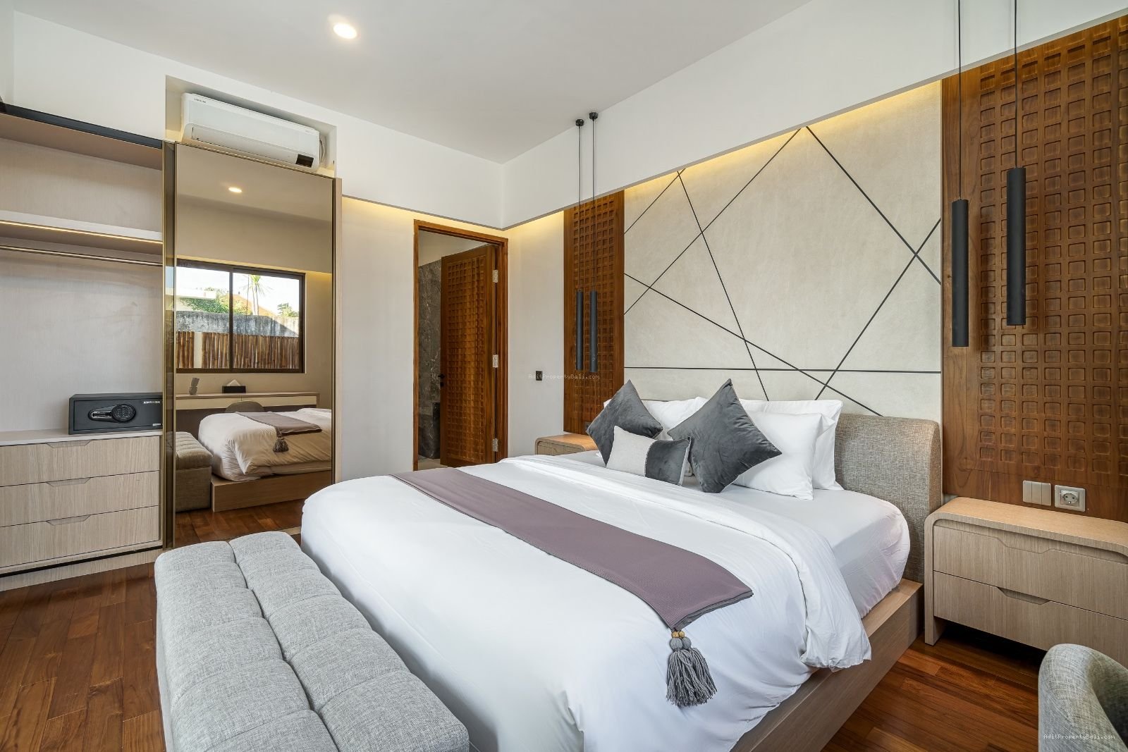 Villa cental seminyak badung bali