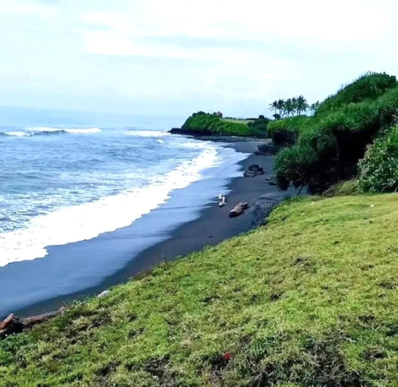 Tanah los pantai nyanyi tabanan