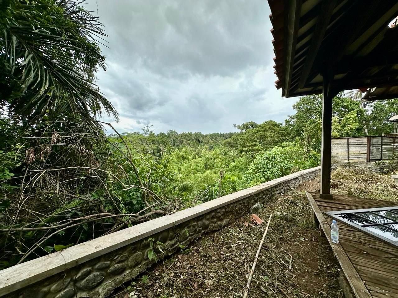 Tanah los sungai sayan ubud